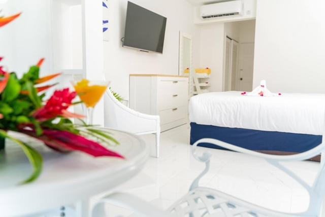 The Soco House - All-Inclusive (Adults Only) كاسترايْزْ المظهر الخارجي الصورة